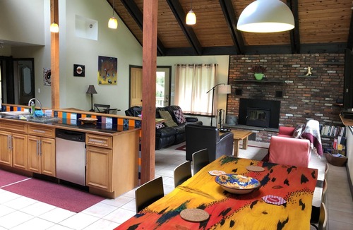 Mount Marion House | Private Woodstock/Saugerties 2BR w/Hot Tub, Fireplace and Pet Friendly