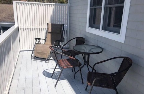 East Boothbay Condo | Puffin Perch - Waterfront Apartment on Linekin Bay - Fire Pit & Dock Access