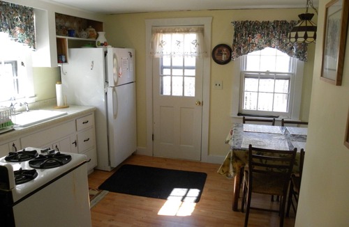 Bass River House | Quaint Cape Cod Cottage close to all nantucket sound beaches, and RT28 Fun