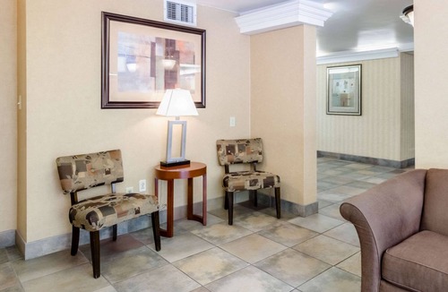 Chicopee Hotel | Quality Inn Chicopee - Springfield