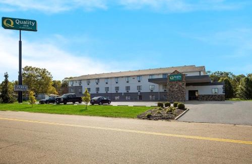 Canton Hotel | Quality Inn Hall of Fame