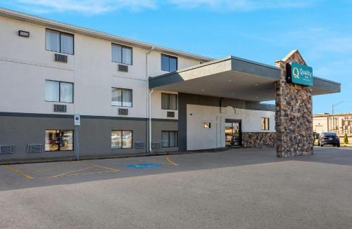 Canton Hotel | Quality Inn Hall of Fame