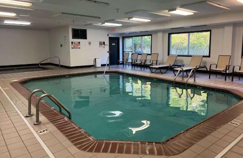 Huntington Hotel | Quality Inn Huntington University Area