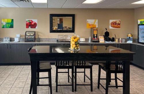 Huntington Hotel | Quality Inn Huntington University Area