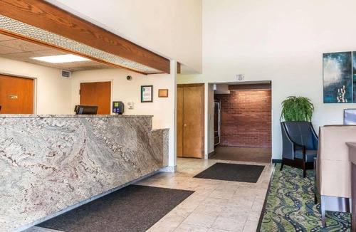 Jackson Hotel | Quality Inn Jackson