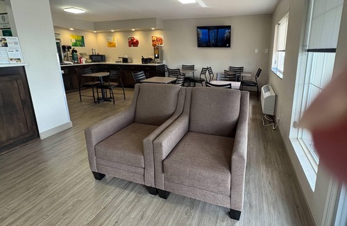 Neosho Hotel | Quality Inn Neosho