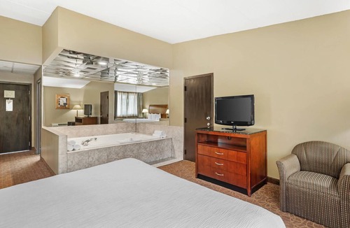 Old Saybrook Hotel | Quality Inn Old Saybrook - Westbrook