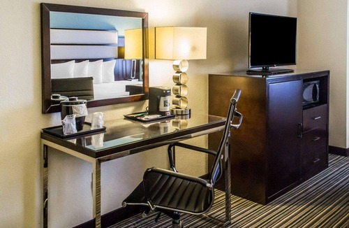 Streetsboro Hotel | Quality Inn Streetsboro - Kent