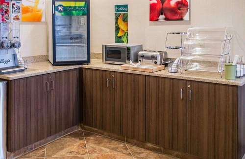 Streetsboro Hotel | Quality Inn Streetsboro - Kent