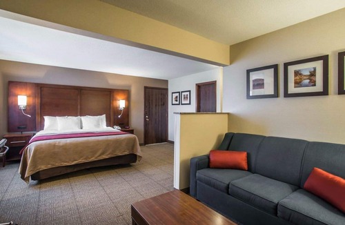 Boonville Hotel | Quality Inn & Suites Boonville - Columbia