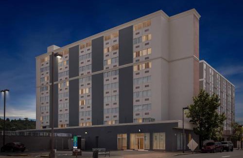 Charleston Hotel | Quality Inn & Suites Charleston - Civic Center