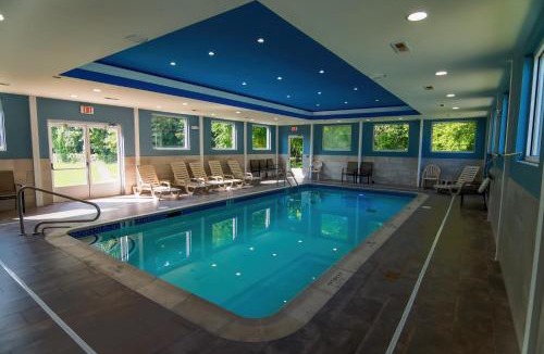 Danbury Hotel | Quality Inn & Suites Danbury near University