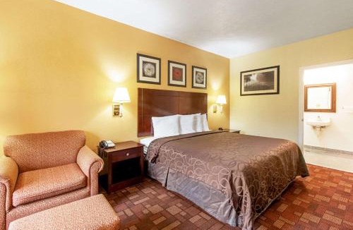 Dickson Hotel | Quality Inn & Suites Dickson