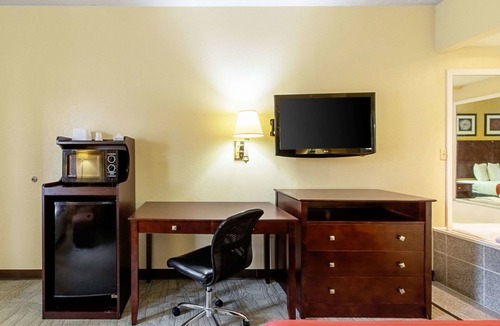 Dickson Hotel | Quality Inn & Suites Dickson