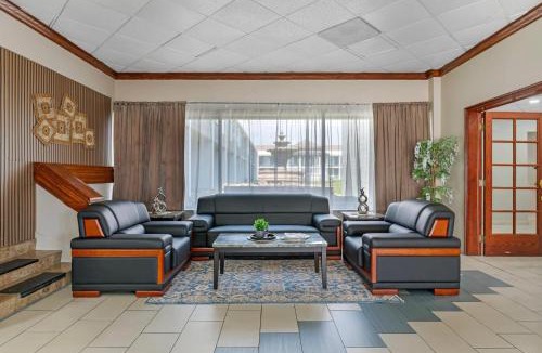 Independence Hotel | Quality Inn & Suites Kansas City - Independence I-70 East