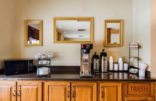 Summersville Hotel | Quality Inn Summersville - New River Area