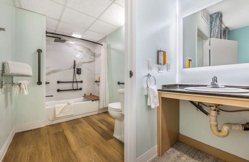 San Luis Obispo Hotel | Quality Suites Downtown San Luis Obispo