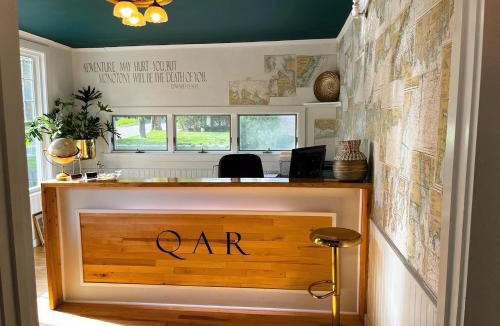 Bar Harbor Hotel | Queen Anne's Revenge