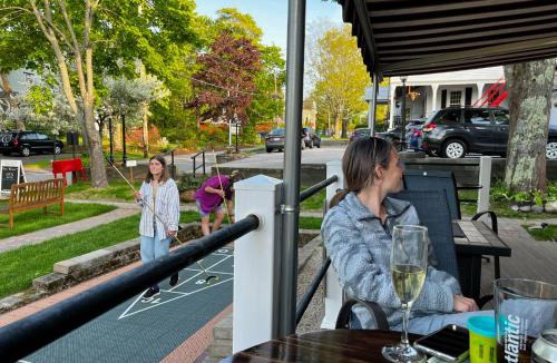 Bar Harbor Hotel | Queen Anne's Revenge