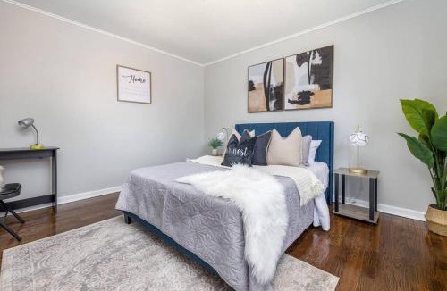 West Hartford Apartment | Queen Bed Apt in West Hartford
