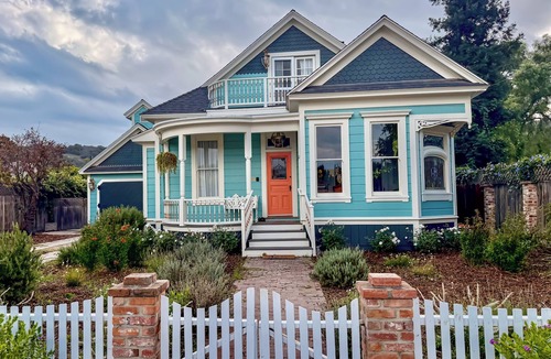 Los Alamos House | QUEENIE - Historic Queen Anne Victorian Estate 4-BD house in Los Alamos