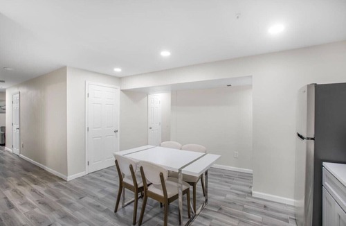 Silver Spring House | Quiet 7BR Silver Spring