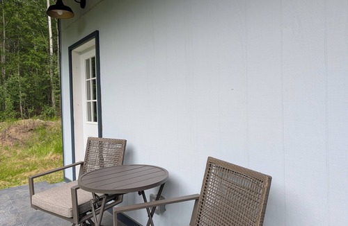 Fairbanks House | Quiet Alaska Cabin - Near Fairbanks - Trails & Wildlife