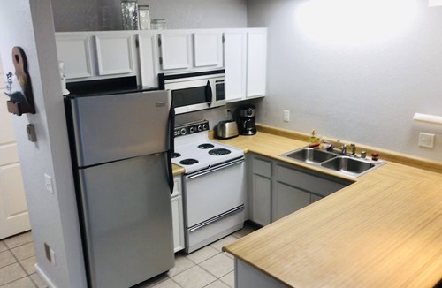 Alyeska Condo | Quiet condo five minutes from Alyeska Resort.