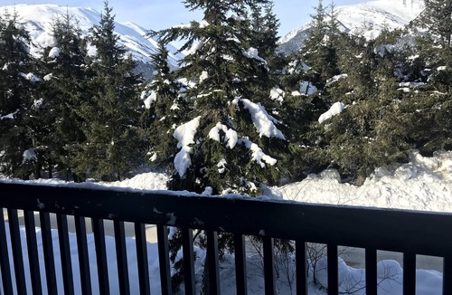 Alyeska Condo | Quiet condo five minutes from Alyeska Resort.