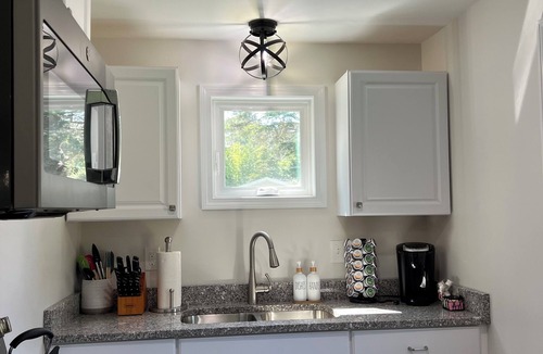 Deer Isle Cottage | Quiet, family friendly cottage