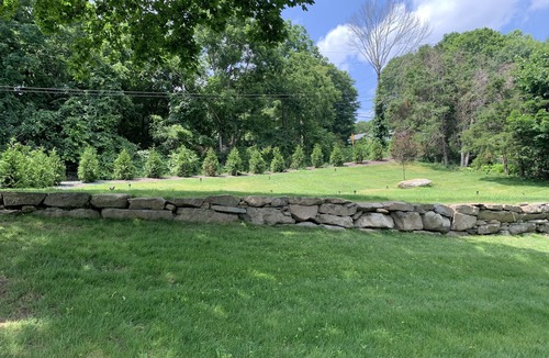 Holmes House | Quiet Lakefront Retreat only 80 minutes from NYC- with Private Dock