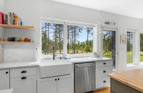 Tenants Harbor House | Quiet, modern, dog-friendly home with ocean views, private trails & firepit