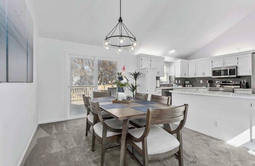 Olathe House | Quiet Spacious Home w/Pool Table, Pets ok!