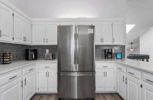 Olathe House | Quiet Spacious Home w/Pool Table, Pets ok!
