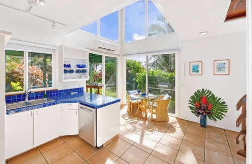 Haiku House | ★Rainbow Lookout - PRIVATE HOT TUB+ACCESS TO POOL