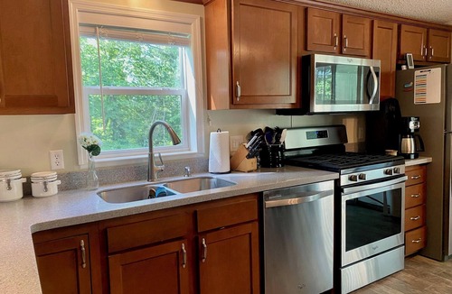 Mammoth Cave House | Raleigh Retreat: Cozy Waterfront Lake Home on Nolin Lake & Close to Mammoth Cave