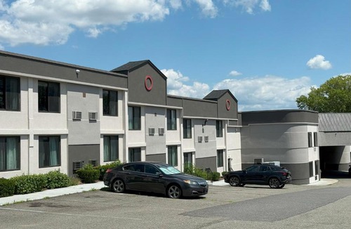 Newburgh Hotel | Ramada by Wyndham Newburgh/West Point