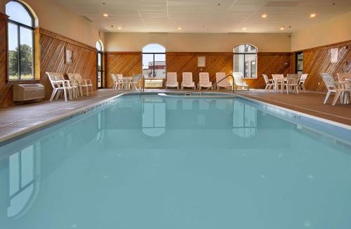 Strasburg Hotel | Ramada by Wyndham Strasburg Dover