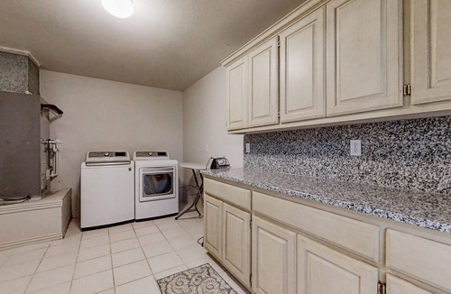 Maysville House | Ranch life experience with private pool and washer/dryer