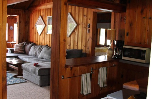 New Durham House | Rare find! Lakefront Cottage On Crystal Clear Merrymeeting Lake!
