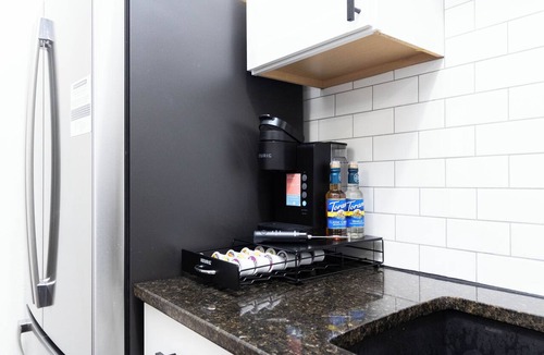 Winterset Apartment | Read, Write & Relax in Winterset, near Downtown Square. Historic apartment.