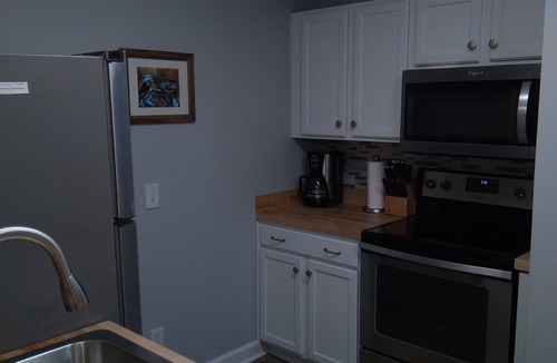 Folly Beach Condo | Ready for the Beach & Sunset Views! Paddleboarding, Nature, Shopping & Seafood