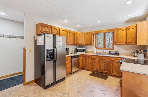 Timberline House | Recently renovated and freshly decorated-welcome to Mountain Getaway!