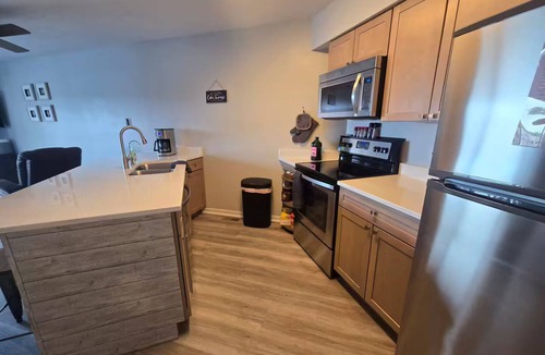 Gypsum Condo | Recently renovated lake View Condo with balcony