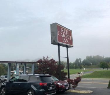 Grissom - Highland Hotel | Red Carpet Inn - Blacksburg