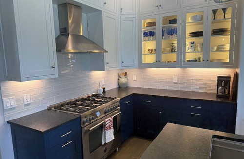 Martinsville House | Red Peaks – Coastal Getaway for Families & Friends