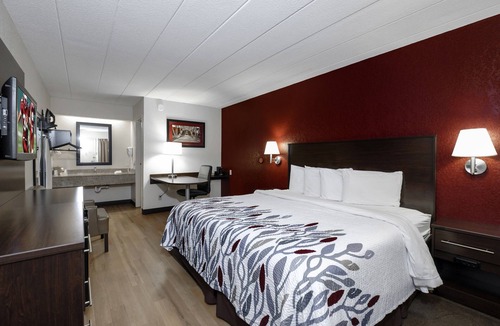 Medina Hotel | Red Roof Inn Cleveland - Medina
