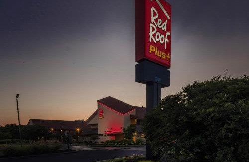 Framingham Hotel | Red Roof Inn PLUS + Boston - Framingham