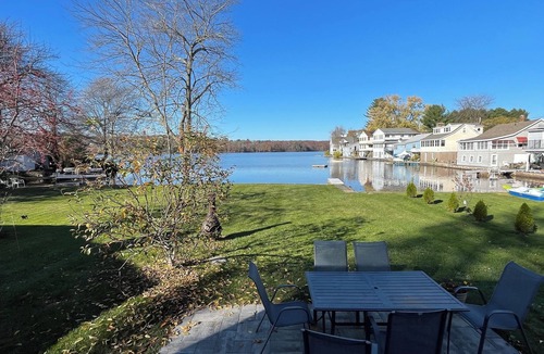 Bolton Cottage | Reel Simple on Bolton Lake