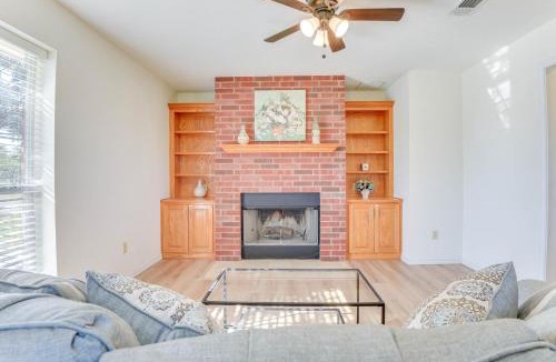 Sanger House | Relax Fireside! Poolside Oasis 3 Mi to Dtwn Sanger